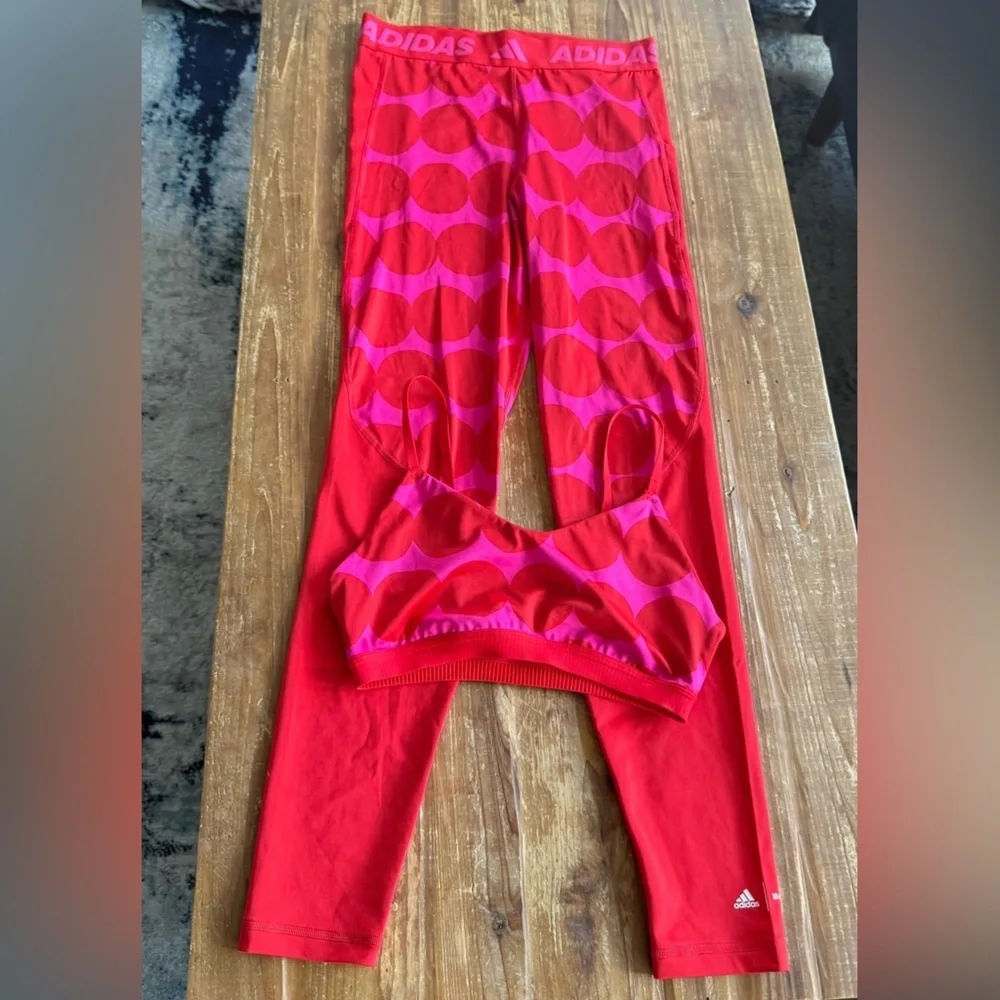 Adidas x Marimekko bralette and leggings/tights set - Picture 2 of 9